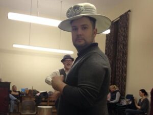 img-hellodolly18